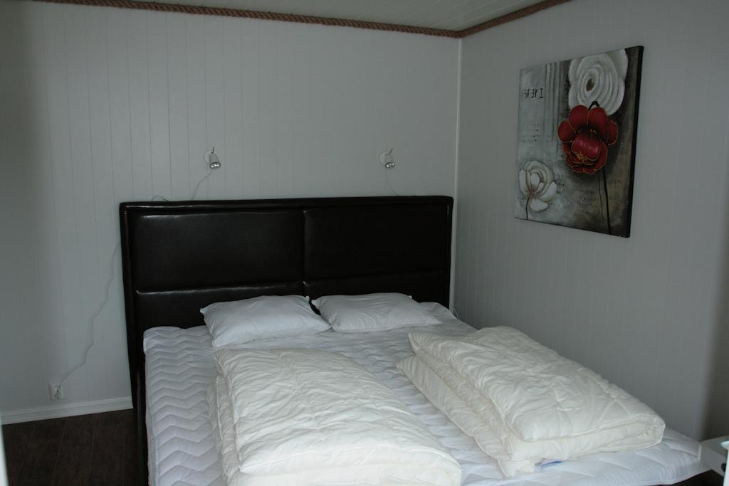 Villa Tjeldsundbrua Maritim Evenskjer Camera foto
