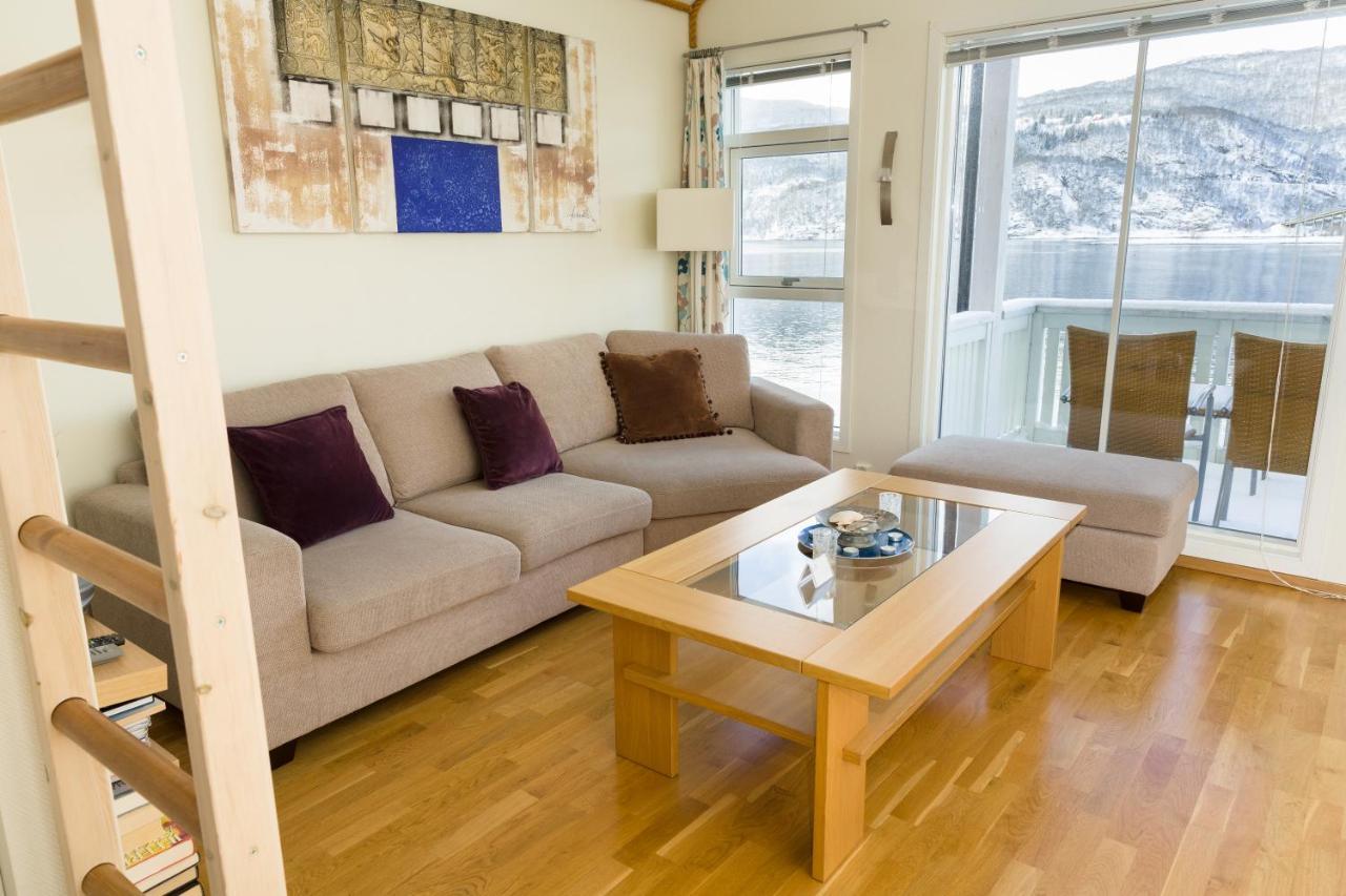Villa Tjeldsundbrua Maritim Evenskjer Esterno foto
